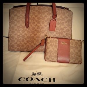 Coach Charlie Caryall Set